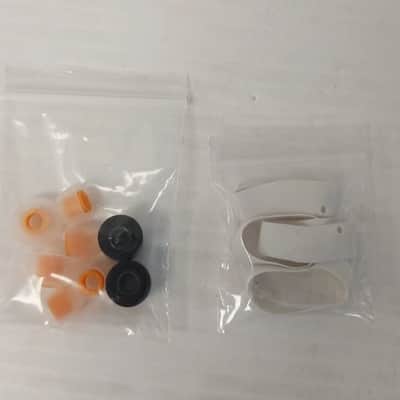 B & O E8 Motion Earbuds image 13