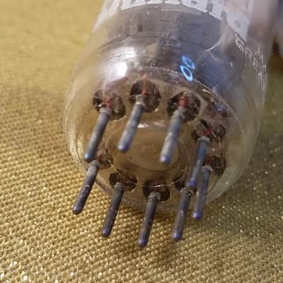 Mullard EF86 tNOS AT1000 TESTED Vacuum Tube Blackburn 6267 pentode 1960-1972 image 10