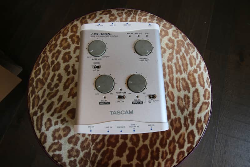 TASCAM US-122L USB Audio Interface 2010s - Silver image 1