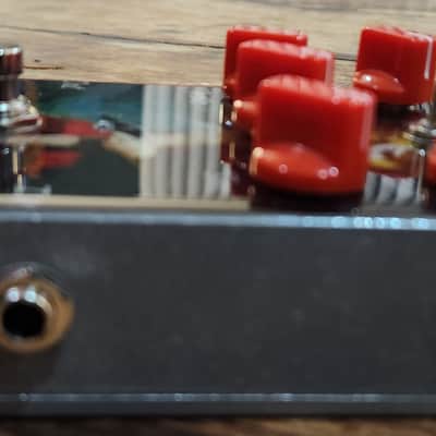 NEW! Hunter Pedals Buzzefall Laboga Mr. Hector Preamp Pedal 2025 Canada image 8