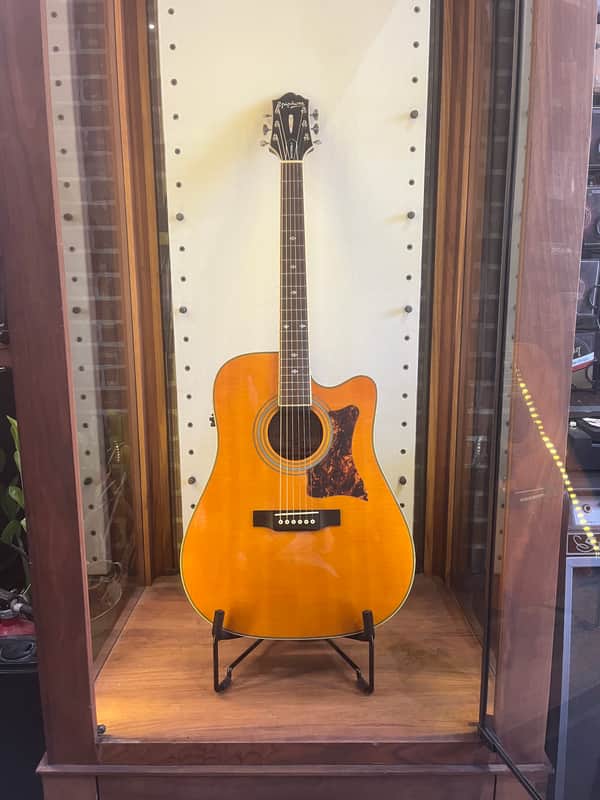 Epiphone Masterbilt DR-500MCE