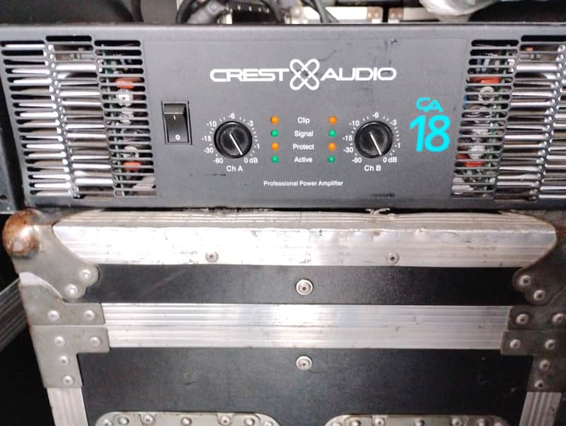 Crest Audio CA- 18 5000 watt power amplifier 2012 - Black image 1