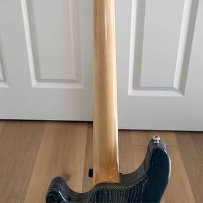 Washburn USA Custom Shop WM3 2000's - Blue / Woodgrain image 5