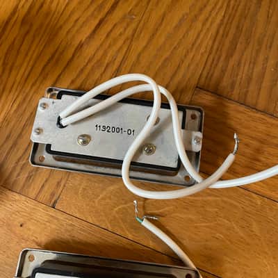 1992 new in box Set of two Soviet Humbuckers with control plate, rare, Ural image 5