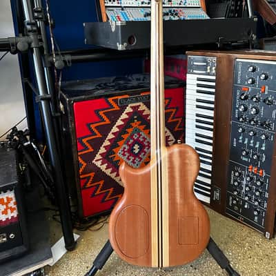 2025 Alembic Crest Bass with Walnut top image 4