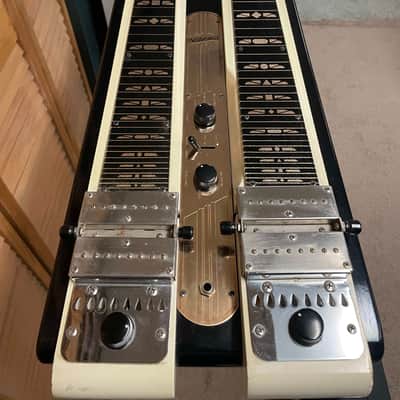 National Console Grand image 6