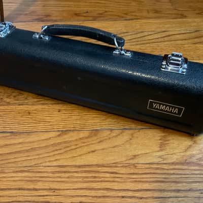 Yamaha  285SII Open Hole Flute All New Pads, Clean image 7