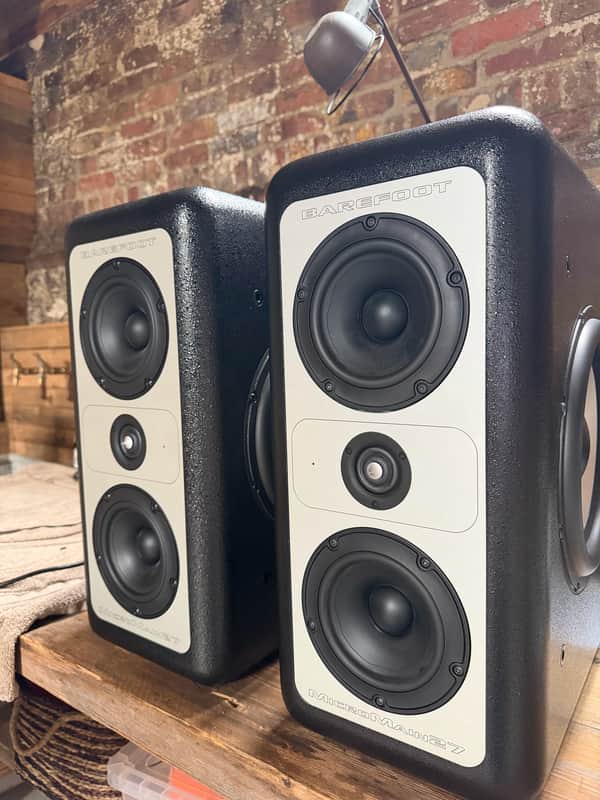 Barefoot Sound MicroMain 27 Gen2 MTM Active Studio Monitor - Pair 2013 - Present - Black image 1