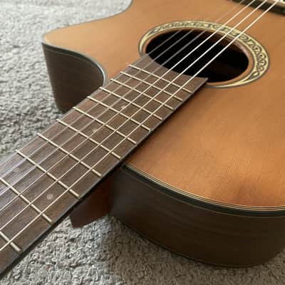 40 Inch Classical Guitar, Red Pine Top Body, Rosewood Fingerboard Mahogany Neck image 8