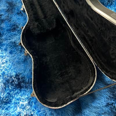 ‘90s Fender Strat / Tele Molded Hard Case image 5
