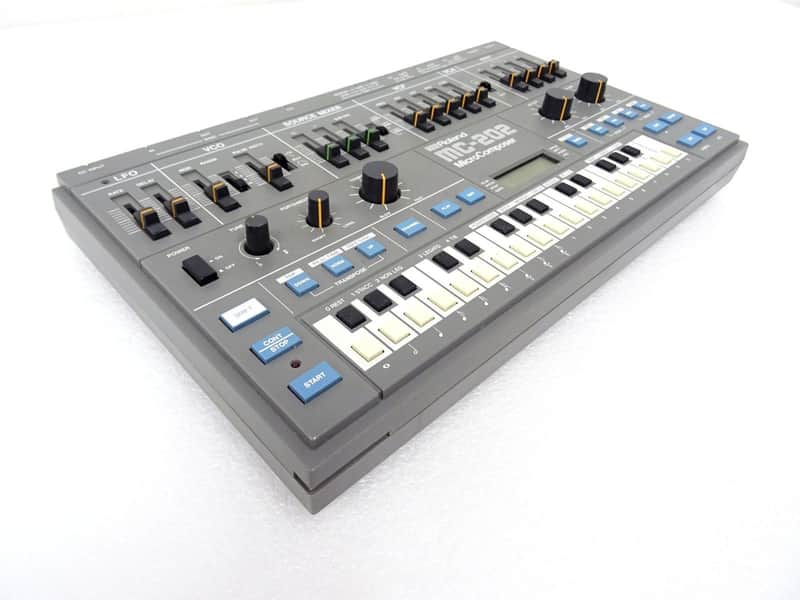 Roland MC-202 MicroComposer image 2