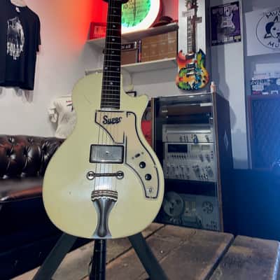 Circa 1960 Supro Super Single, model 1507 image 19