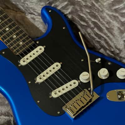 Fender American Ultra II Stratocaster with Fender Premium Hardshell Case and all Case Candy -  2024 Model in Noble Blue with Ebony Fretboard image 3