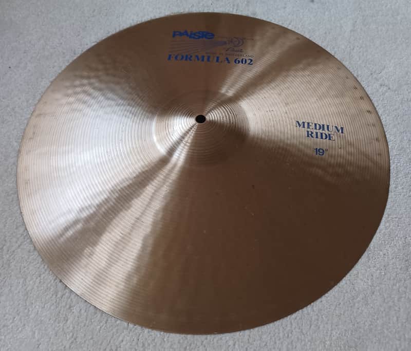Paiste 19" 602 Blue Label medium ride 2169 gram. image 1