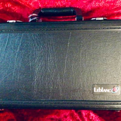 💥Leblanc V7214PC Vito Clarinet Complete Outfit Like NEW! image 18