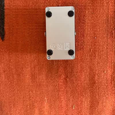 Electro-Harmonix / JHS Nano Lizard Queen Octave Fuzz 2023 - Present - Silver / Green image 3