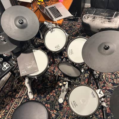 Roland TD-30 V-Drums Electronic Drum Set with MDS Rack, Cymbals, & Full Hardware Package image 3