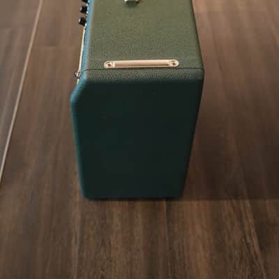 Fender FSR Limited Edition '65 Deluxe Reverb, British Racing Green image 6