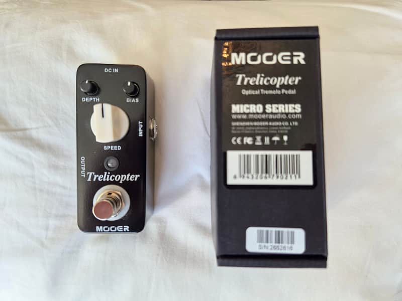 Mooer Trelicopter Tremolo Guitar Effect Pedal 2010s - Black image 1