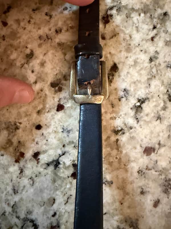 Orpheum Palladium Leather guitar strap with pad