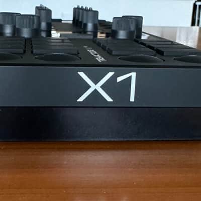Native Instruments Traktor X1 Mk3 image 6