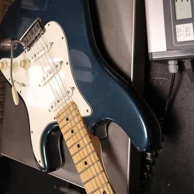 Fender 1987 American Standard Stratocaster Metalic Blue image 8