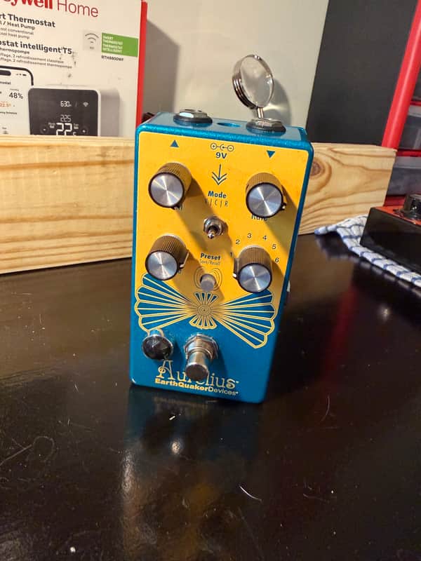 EarthQuaker Devices Aurelius Tri-Voice Chorus