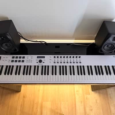 Arturia KeyLab Essential 88 mk3 — 88-Key MIDI Controller, Like New Condition image 2