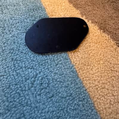 Ibanez RG-series Output Jack cavity backplate - Black image 3