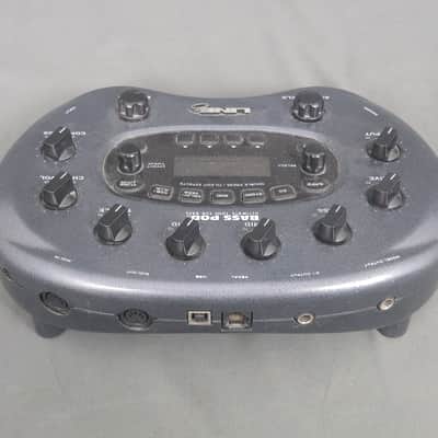 Line 6 Bass POD xt Multi-Effect and Amp Modeler 2002 - 2007 - Black image 6