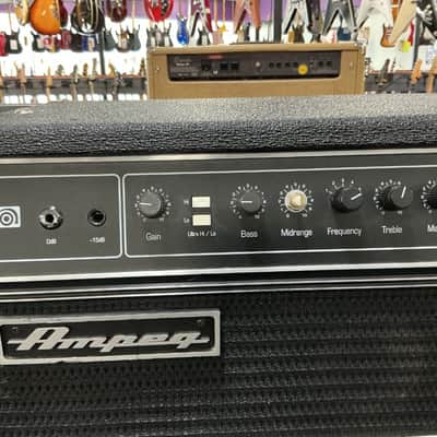 Ampeg SVT-CL Classic Series 300-Watt Tube Bass Amp Head - Black image 2