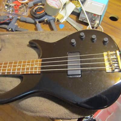 Peavey G Bass USA Made Carbon Fiber Neck w/ 35" Scale image 2