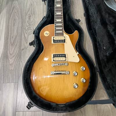 Gibson Les Paul Classic 2022 - Honeyburst image 4
