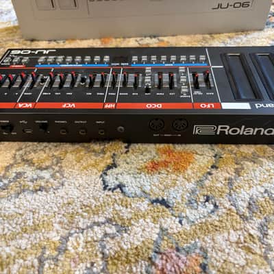 Roland JU-06 Boutique Series Digital Synthesizer Sound Module 2015 - Present - Black image 2