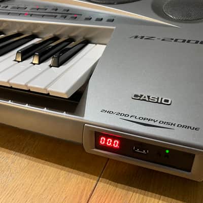 Casio MZ-2000 Keyboard Synthesizer Workstation, Yamaha Tyros Rival image 8