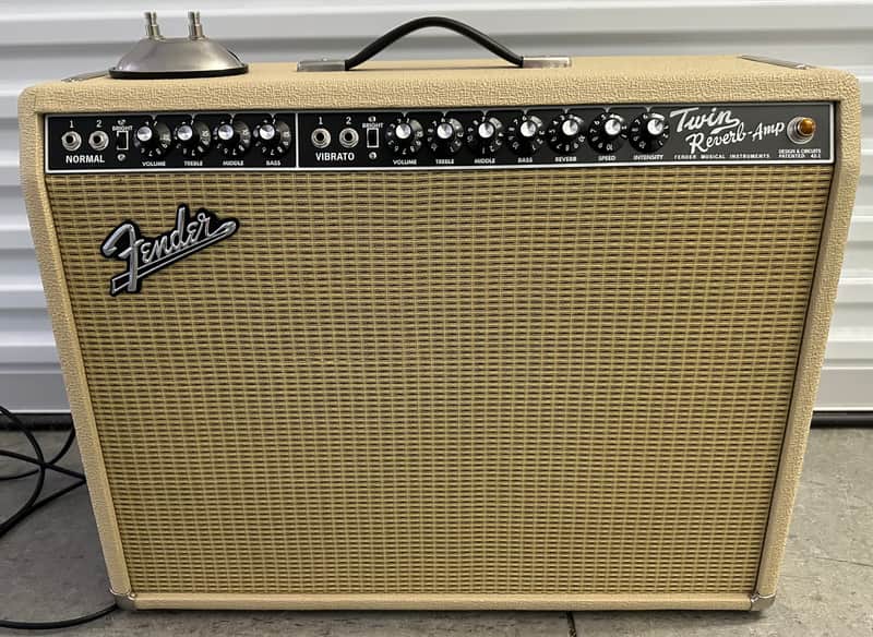 Fender Twin Reverb 40th Anniversary Edition Guitar Amplifier image 1