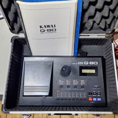 Vintage 1980s MIJ Kawai Q-80 MIDI Sequencer W/ Case, Manual, Power Supply And Cables