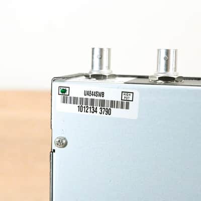 Shure UA844SWB Antenna Distribution System - 470-952 MHz (NO PSU) CG0146Q image 9