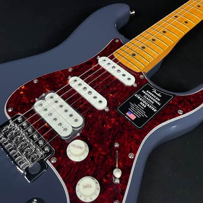 Fender American Professional Classic Stratocaster - HSS, Faded Black image 3