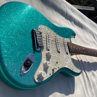Fender Stratocaster Mars Music Limited Edition 2001 Aqua Green Sparkle image 2