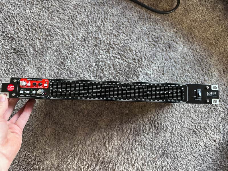 SM Pro Audio CQ 31 Graphic EQ, Rack Mount 2000? - Black image 1