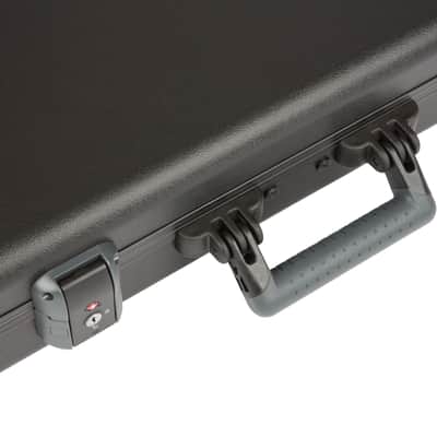 Fender Deluxe Molded Strat®/Tele® Case Black image 5