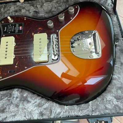 Fender American Jazzmaster Ultraburst image 3