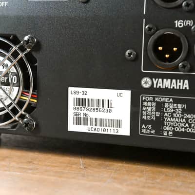 Yamaha LS9-32 32-Input Digital Mixing Console CG0110C image 12