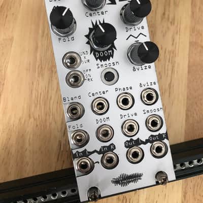 Overlay Silver Noise Engineering Versio (pack) image 2