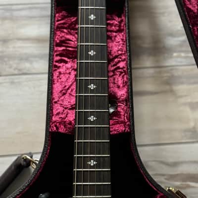 Taylor Builder's Edition 324ce 2020 - Present - Tobacco Kona Burst image 6