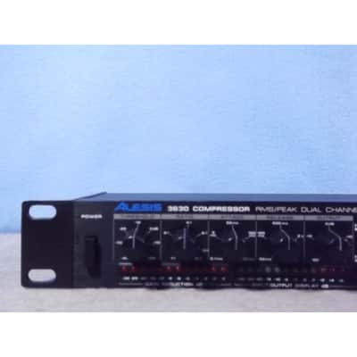 Alesis 3630 Dual-Channel Compressor / Limiter with Gate image 2