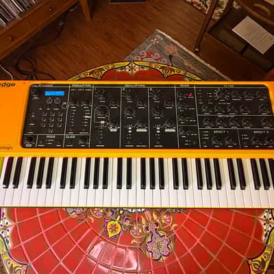 Studiologic Sledge 2.0 Polyphonic Virtual Analog Synthesizer 2010s - Yellow / Black
