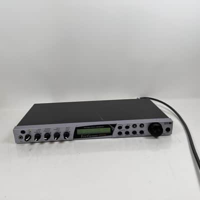E-MU Systems Virtuoso 2000 Rackmount 128-Voice Virtual Orchestra 2000