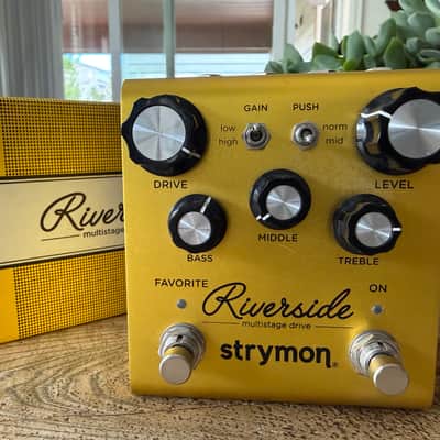 EXCELLENT Strymon Riverside Multi-Stage Drive Pedal with original box image 4
